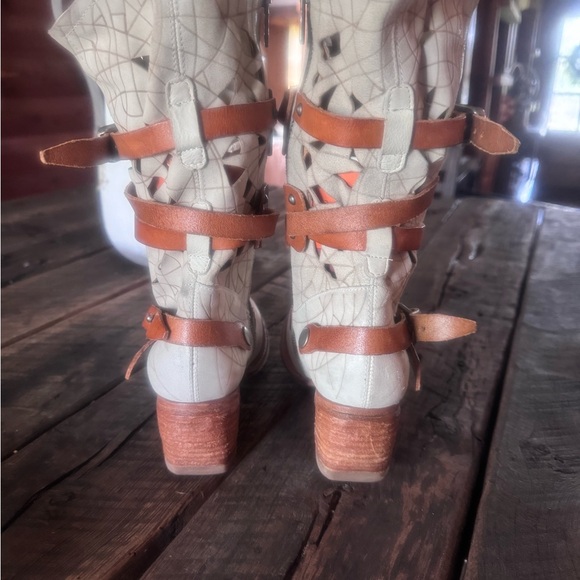 AS98 beautiful stone and camel boot - Picture 5 of 6